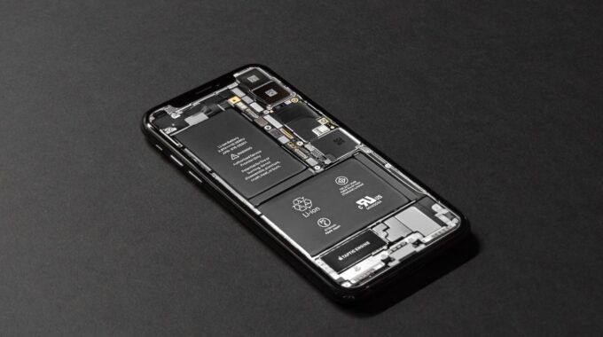 How To Check If It’s Time To Replace Your IPhone Battery